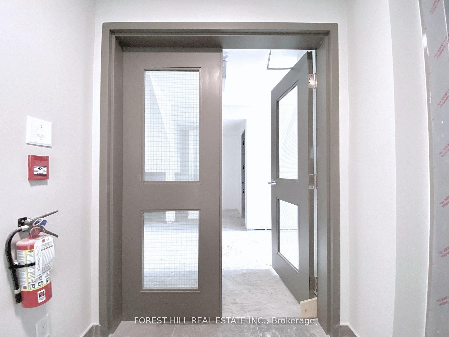 3429 Yonge Street 3 Property Photo 20