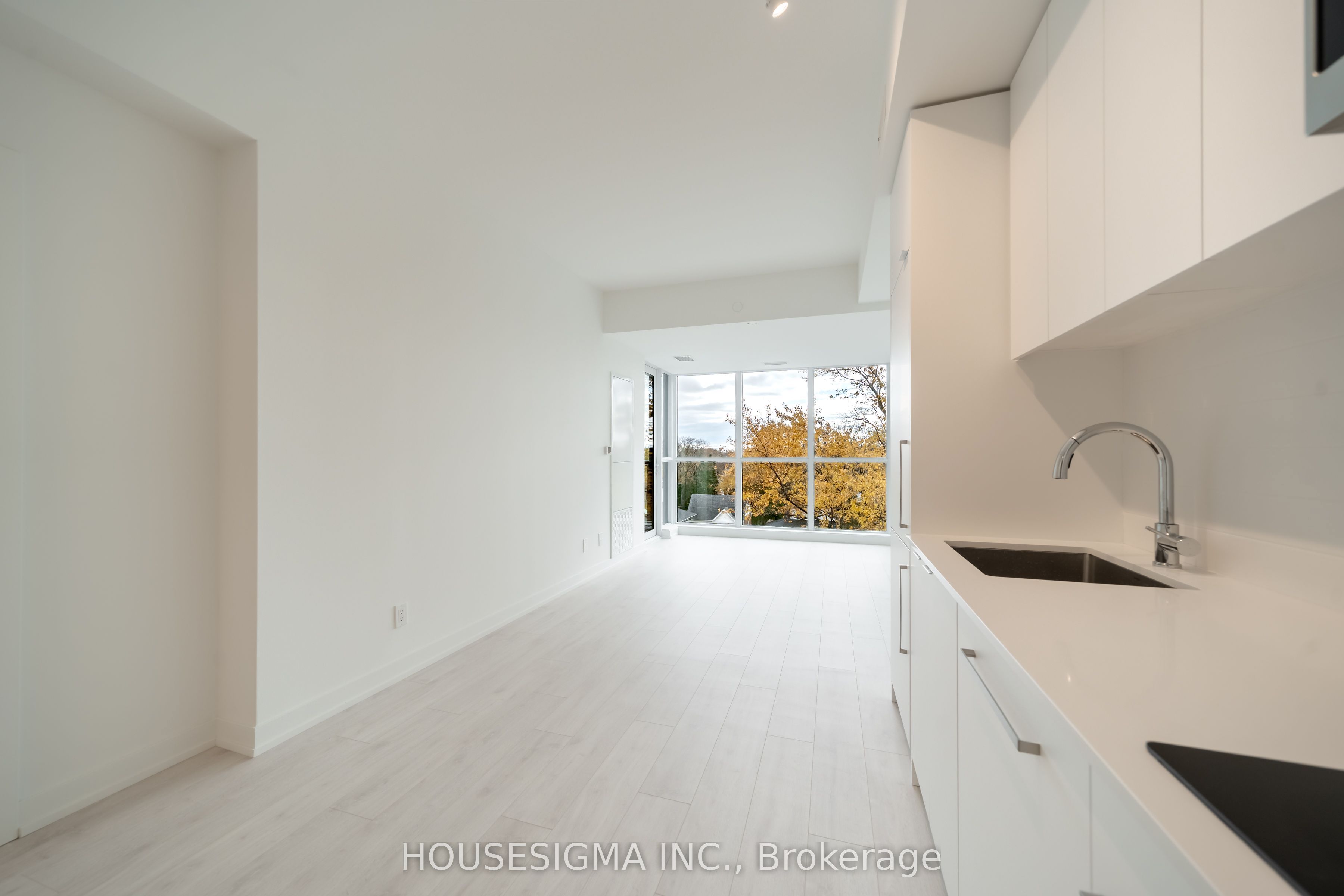 181 Sheppard Avenue E 414 Property Photo 10