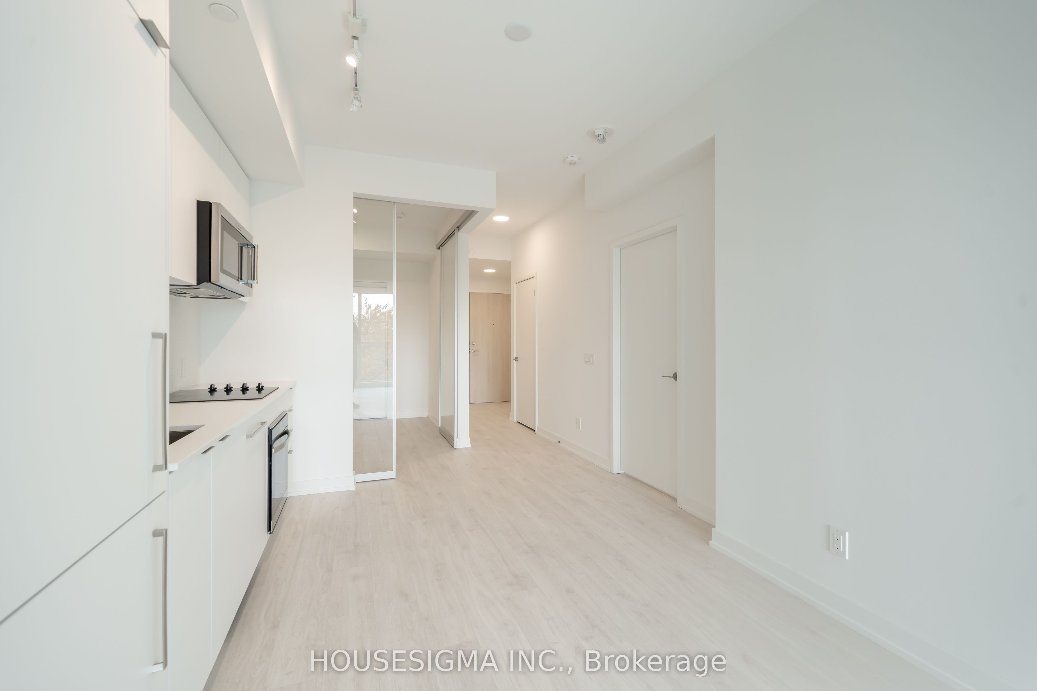 181 Sheppard Avenue E 414 Property Photo 11