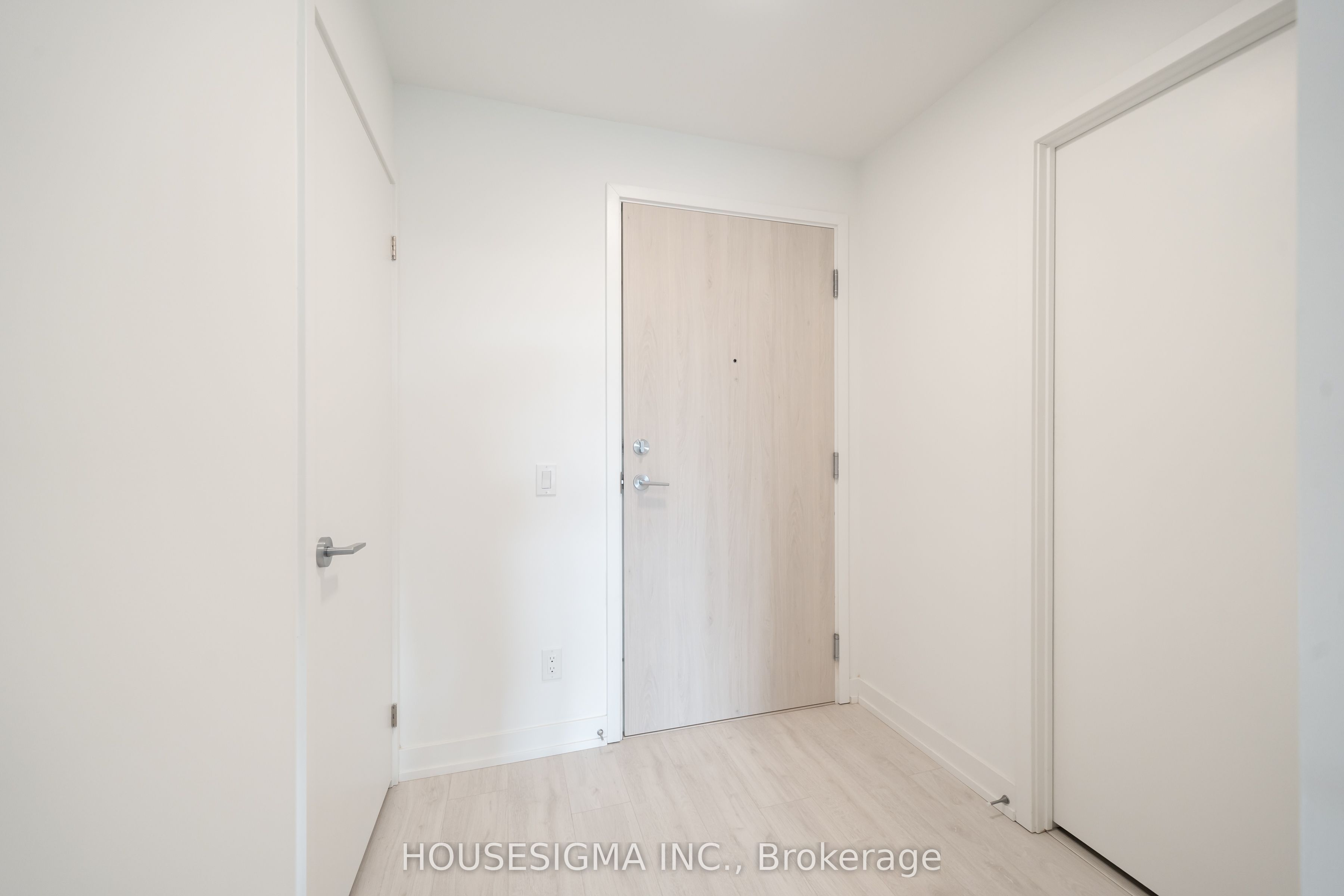 181 Sheppard Avenue E 414 Property Photo 21