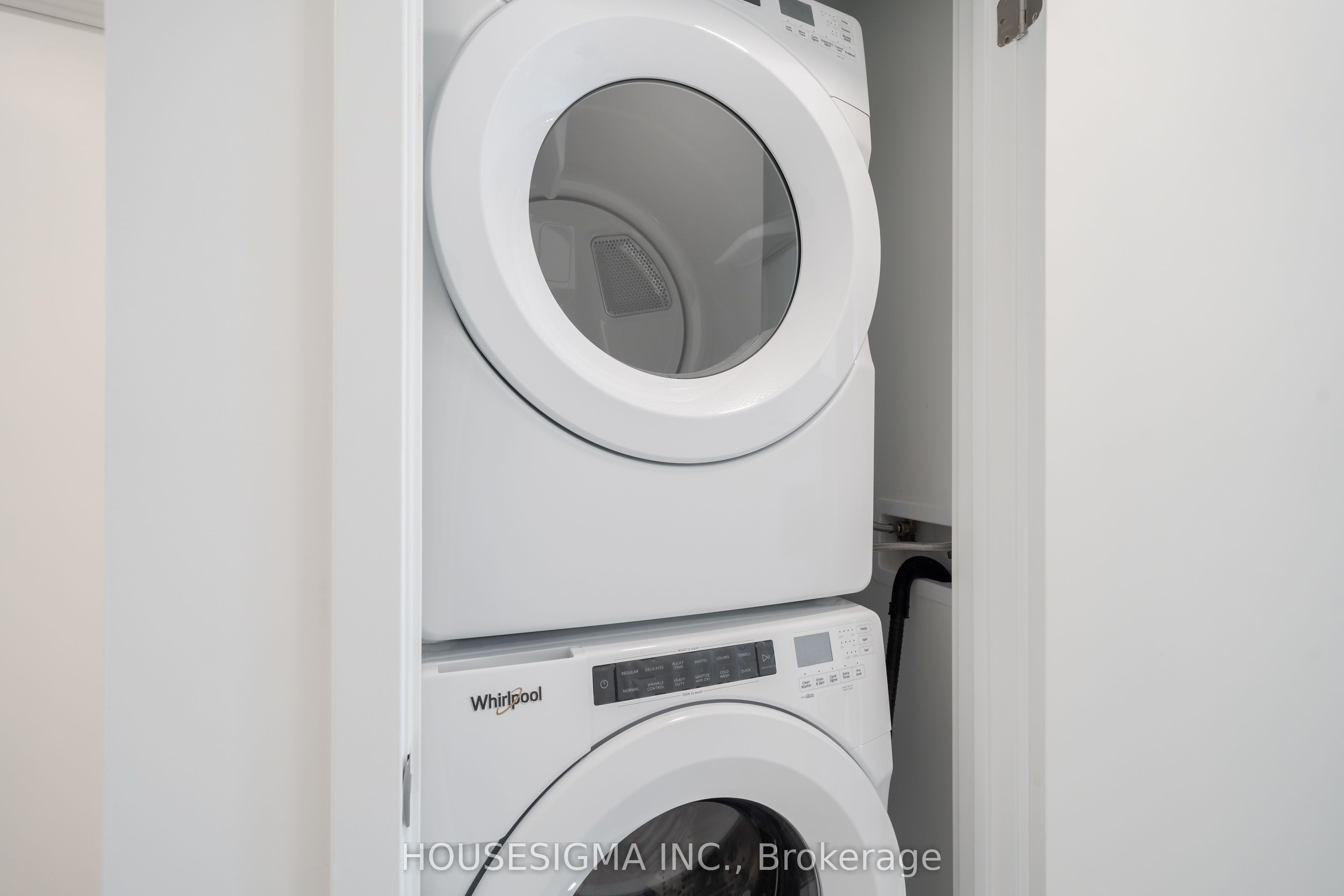 181 Sheppard Avenue E 414 Property Photo 22