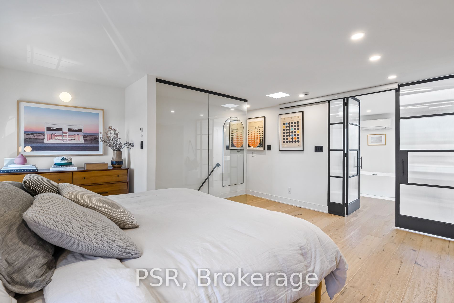 53 Palmerston Avenue Property Photo 32