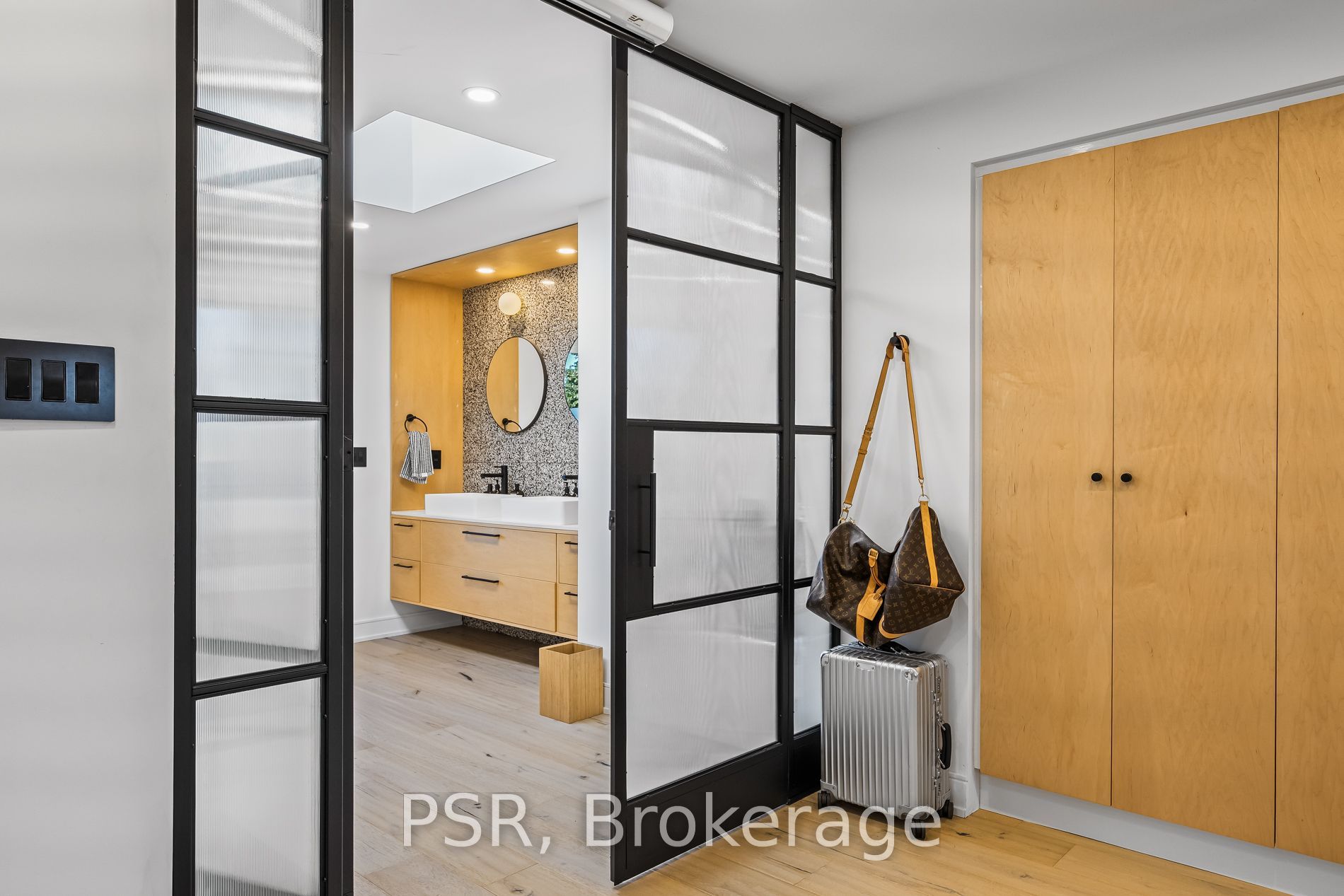 53 Palmerston Avenue Property Photo 33