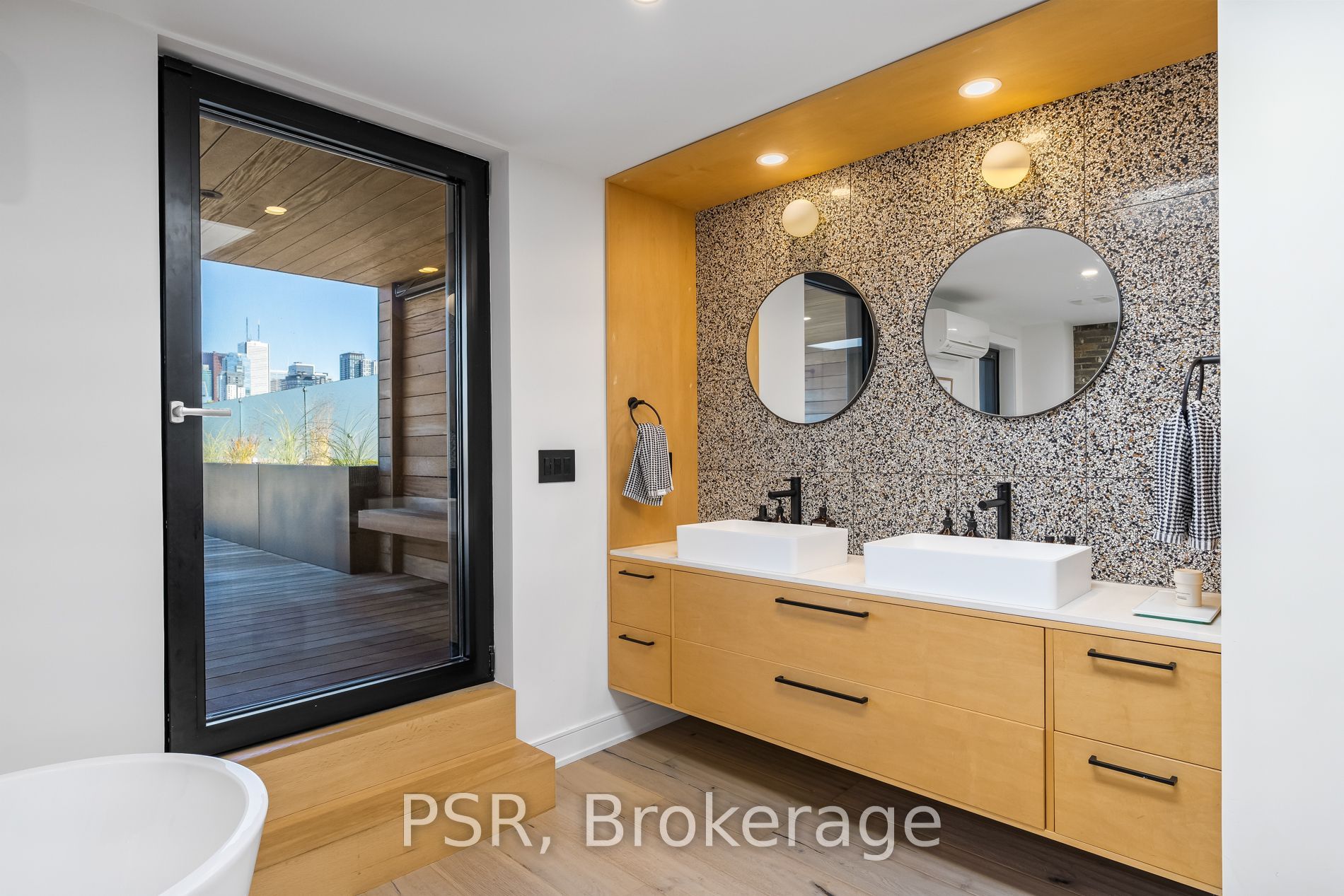 53 Palmerston Avenue Property Photo 34