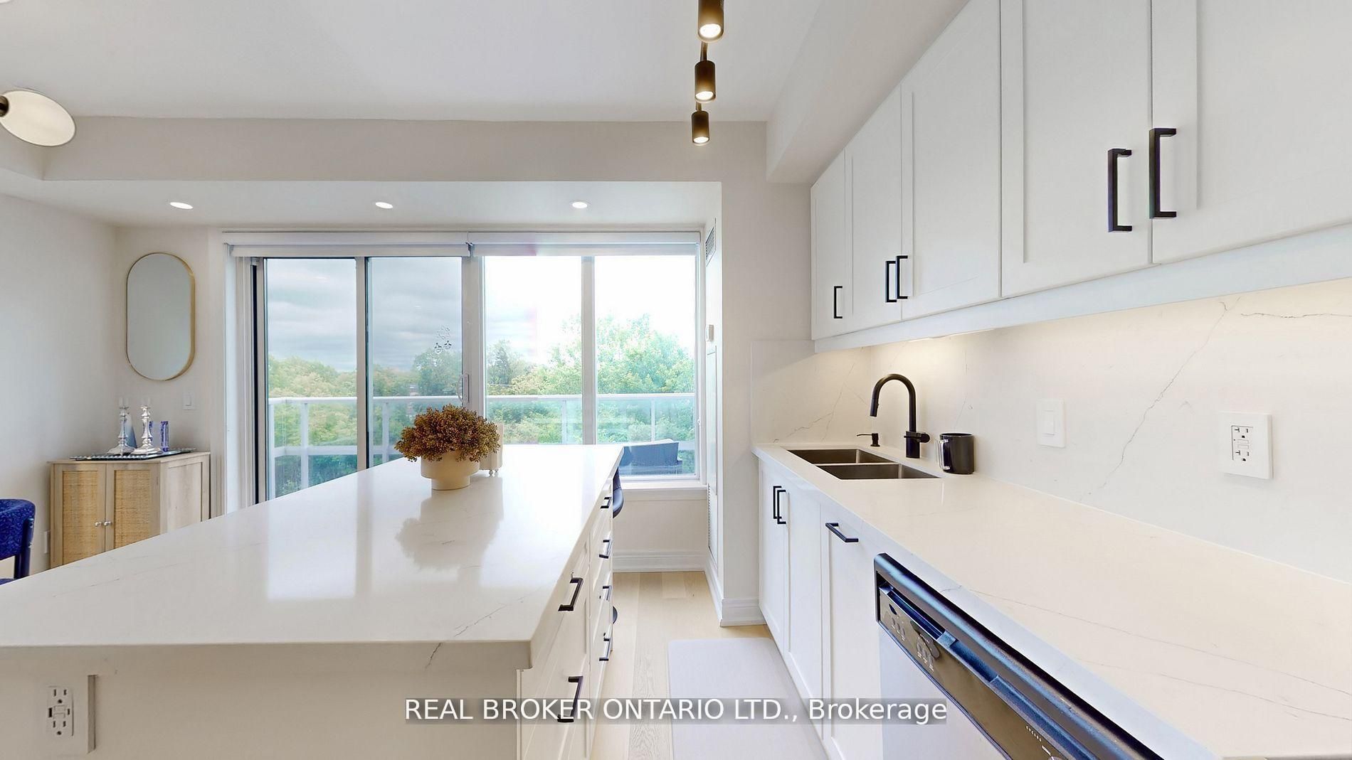 701 Sheppard Avenue W 415 Property Photo 9