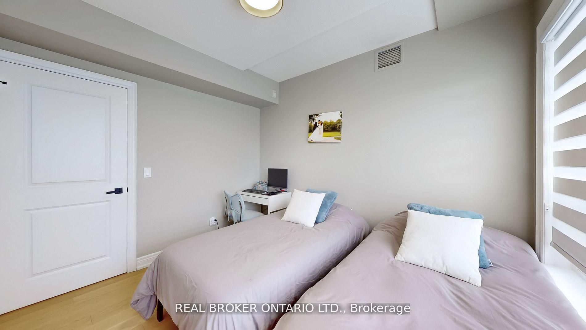 701 Sheppard Avenue W 415 Property Photo 18