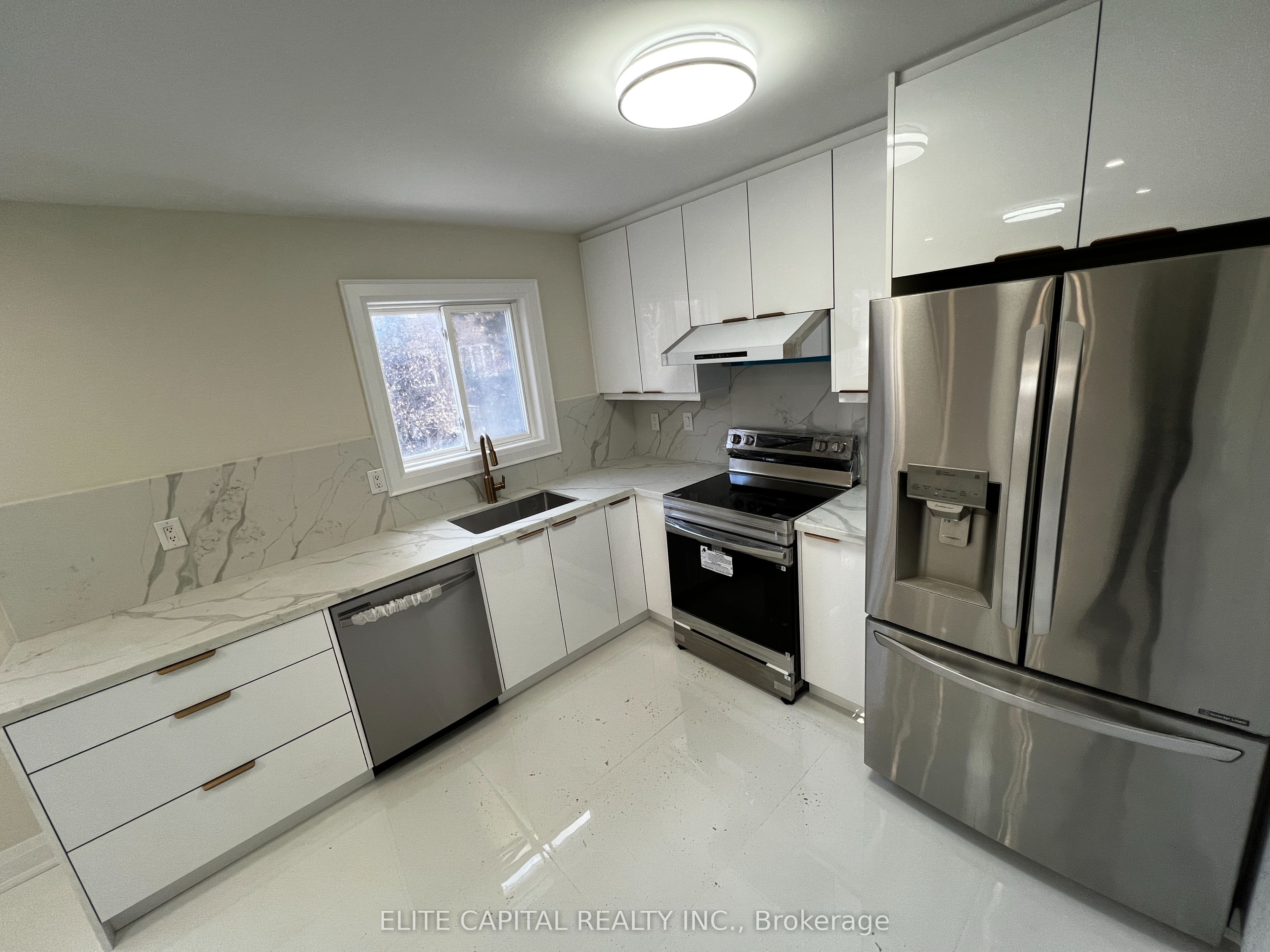 7 Ursa Star Way Property Photo 4