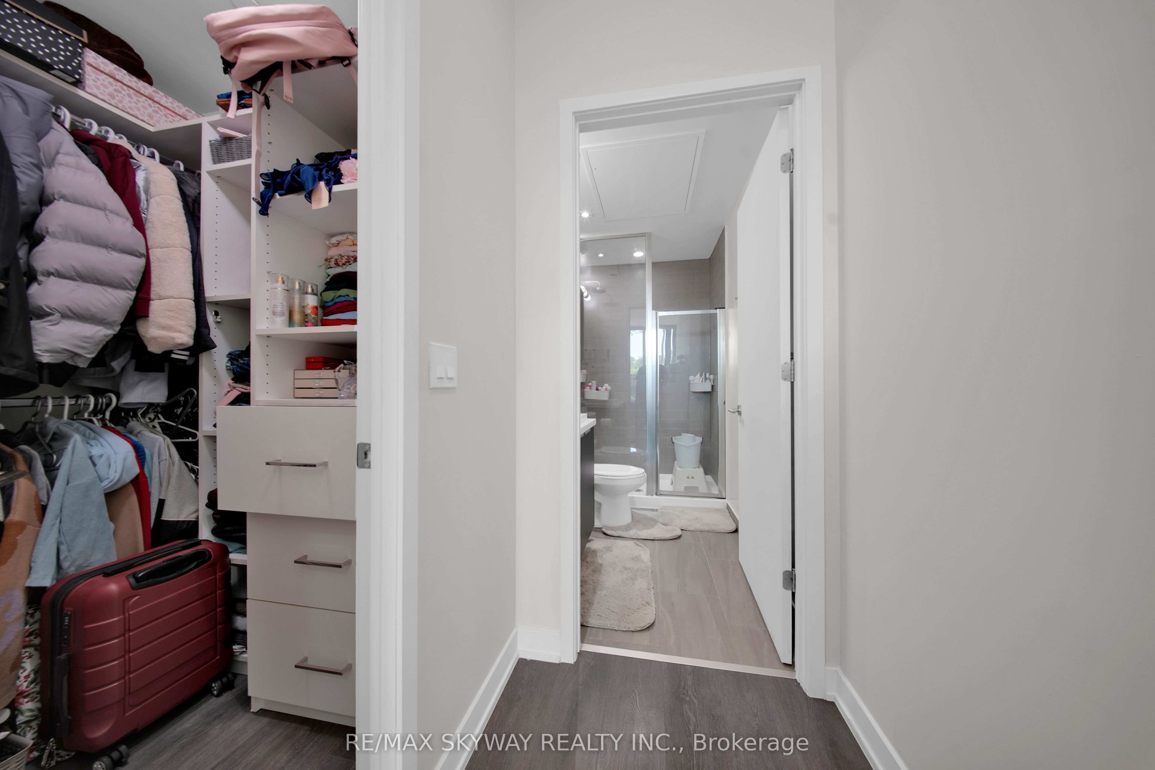 6 Sonic Way 103 Property Photo 13