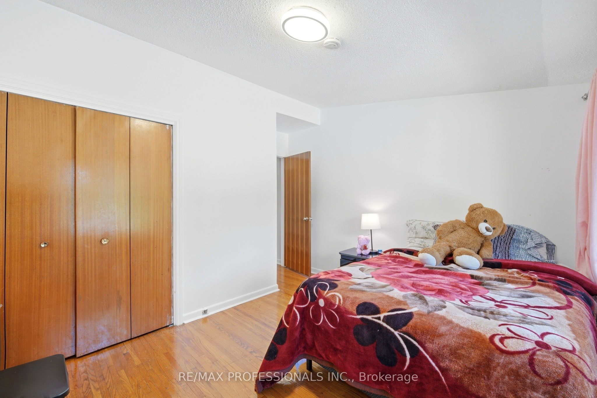 48 Three Valleys Drive 12 Property Photo 19