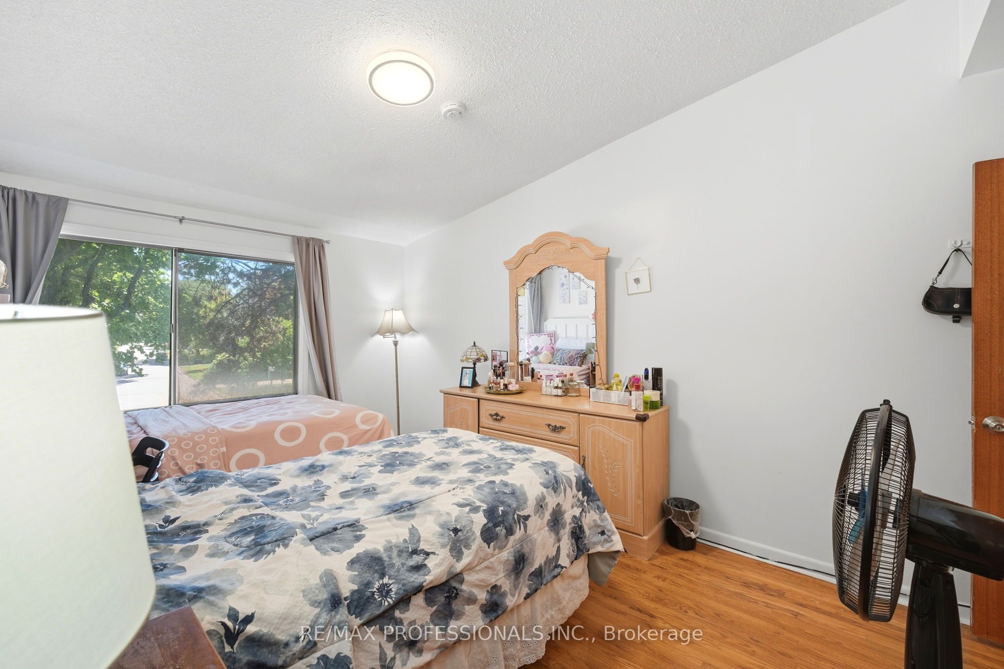 48 Three Valleys Drive 12 Property Photo 23