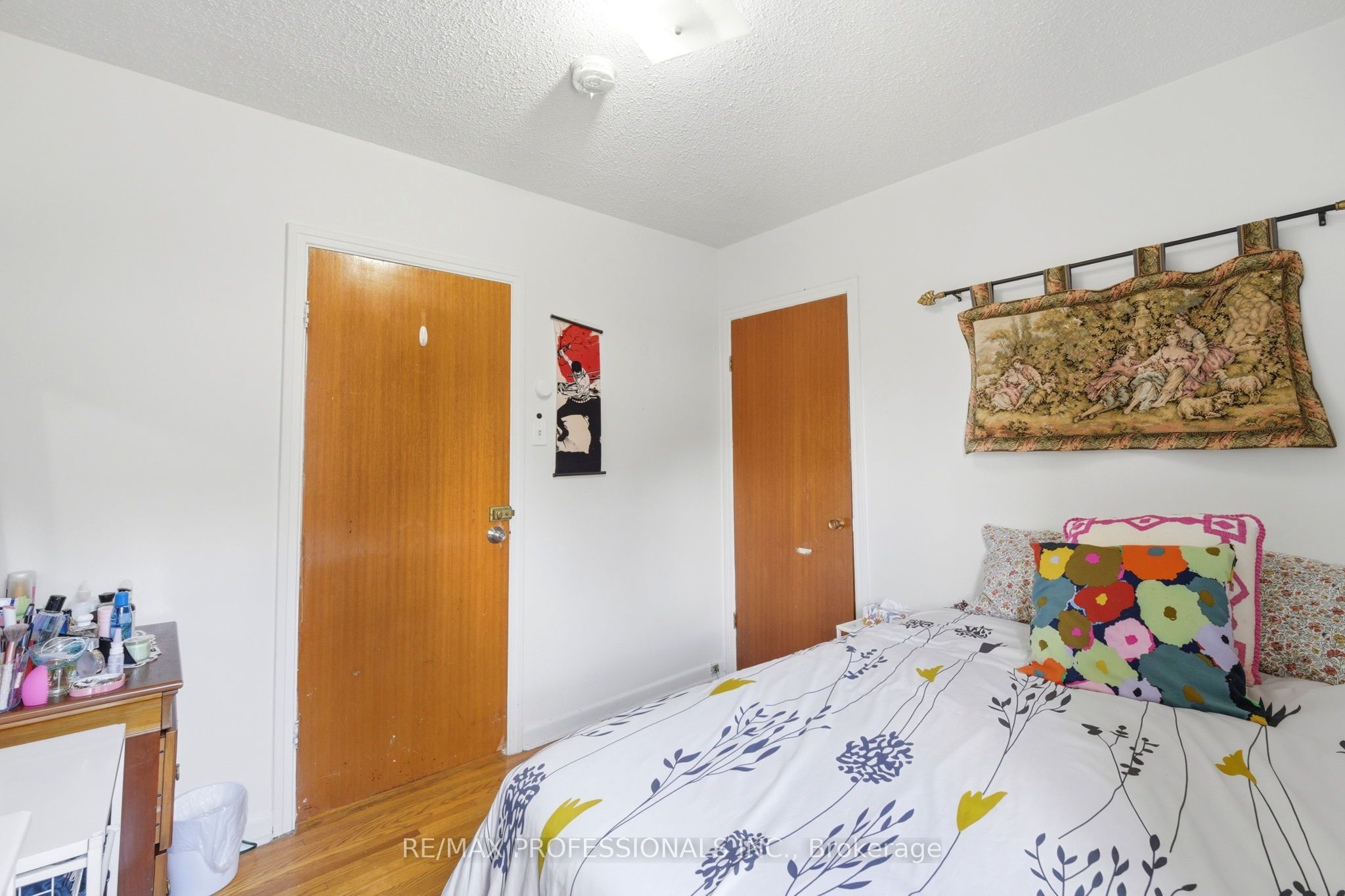 48 Three Valleys Drive 12 Property Photo 26
