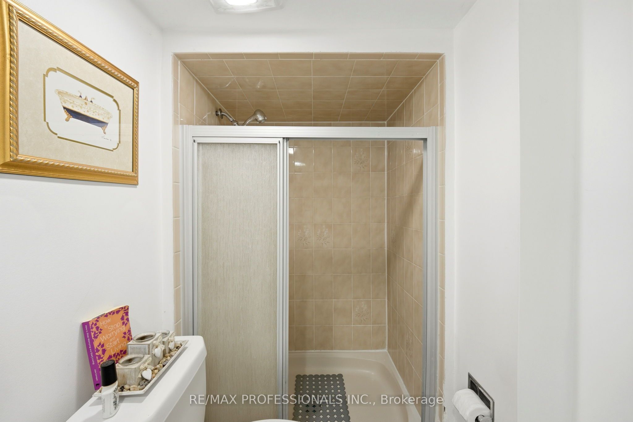 48 Three Valleys Drive 12 Property Photo 39