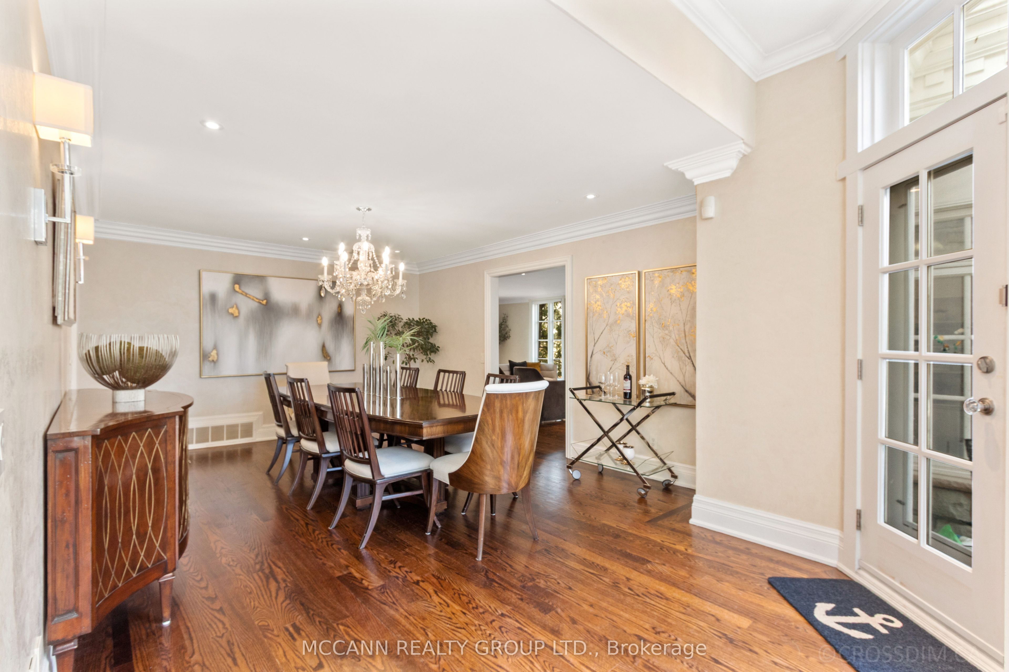 27 Strathgowan Crescent Property Photo 11