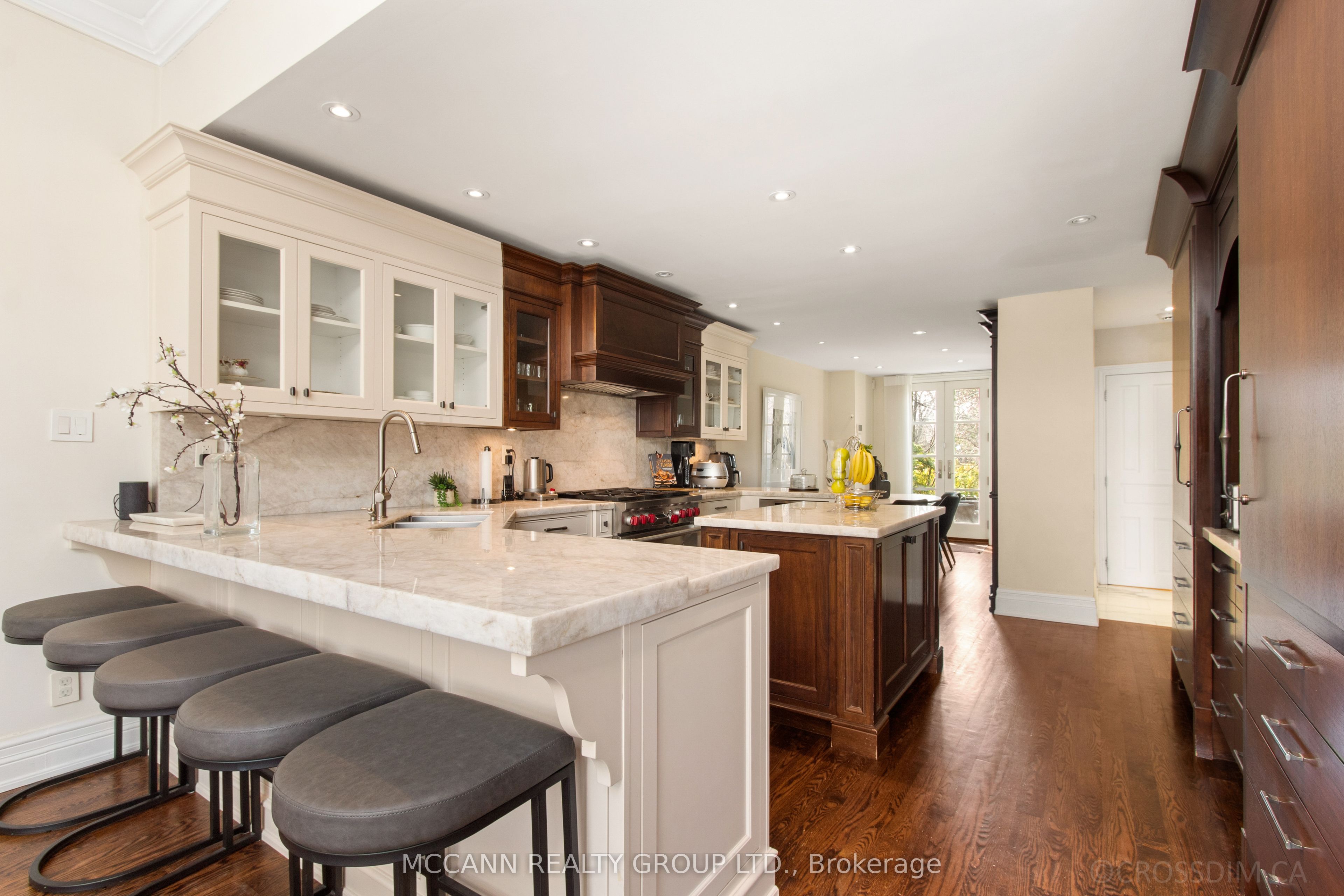 27 Strathgowan Crescent Property Photo 16