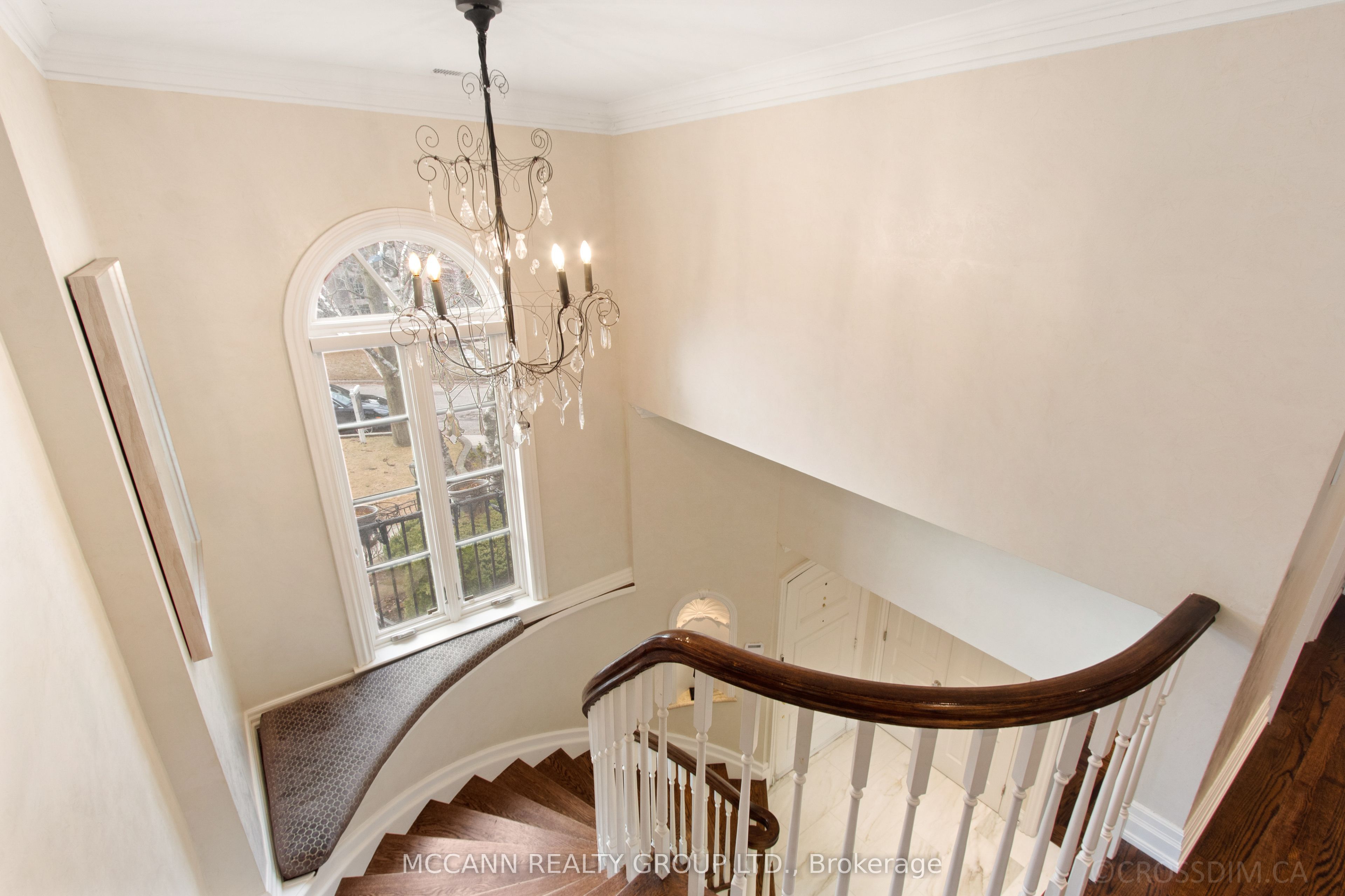 27 Strathgowan Crescent Property Photo 23