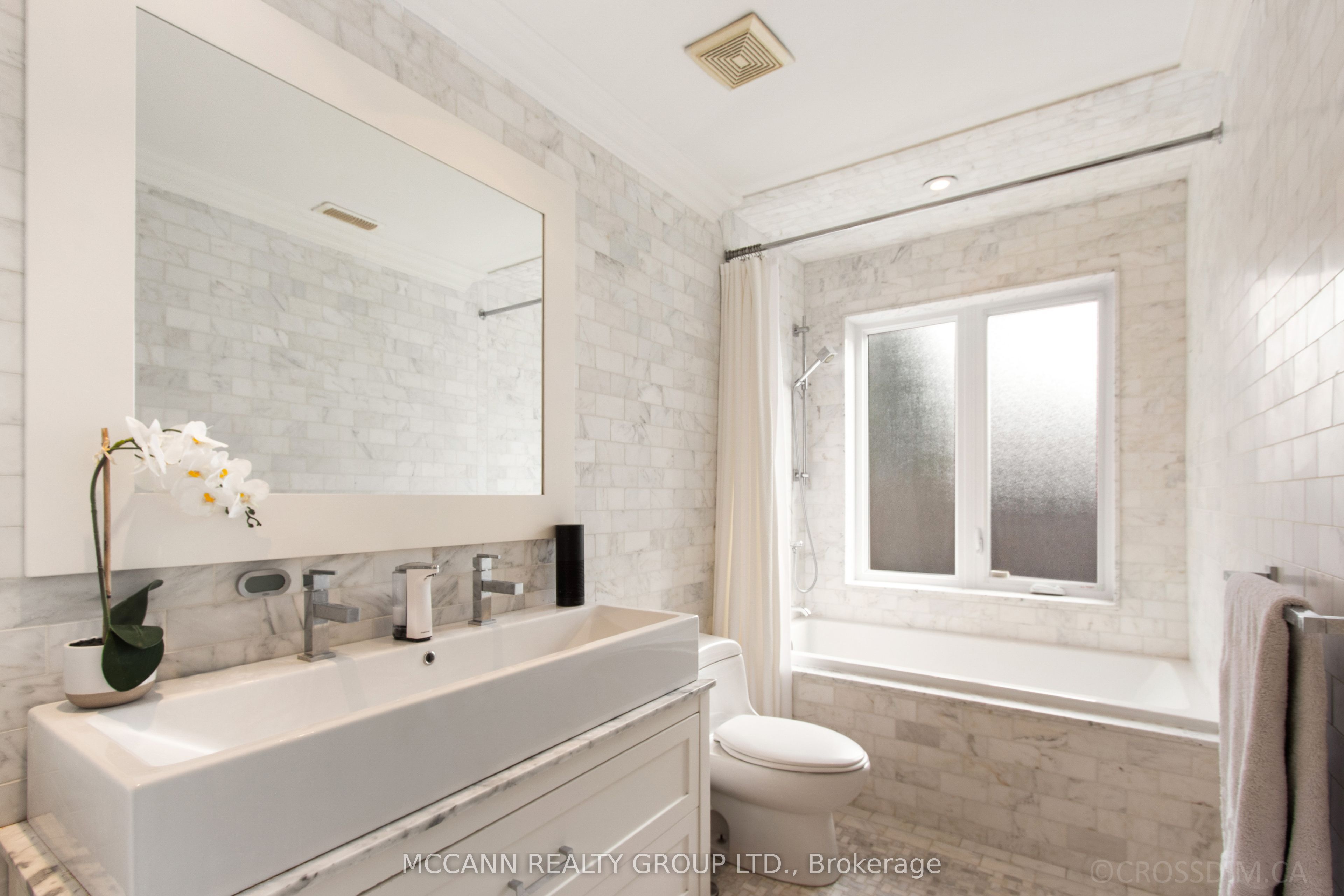 27 Strathgowan Crescent Property Photo 25