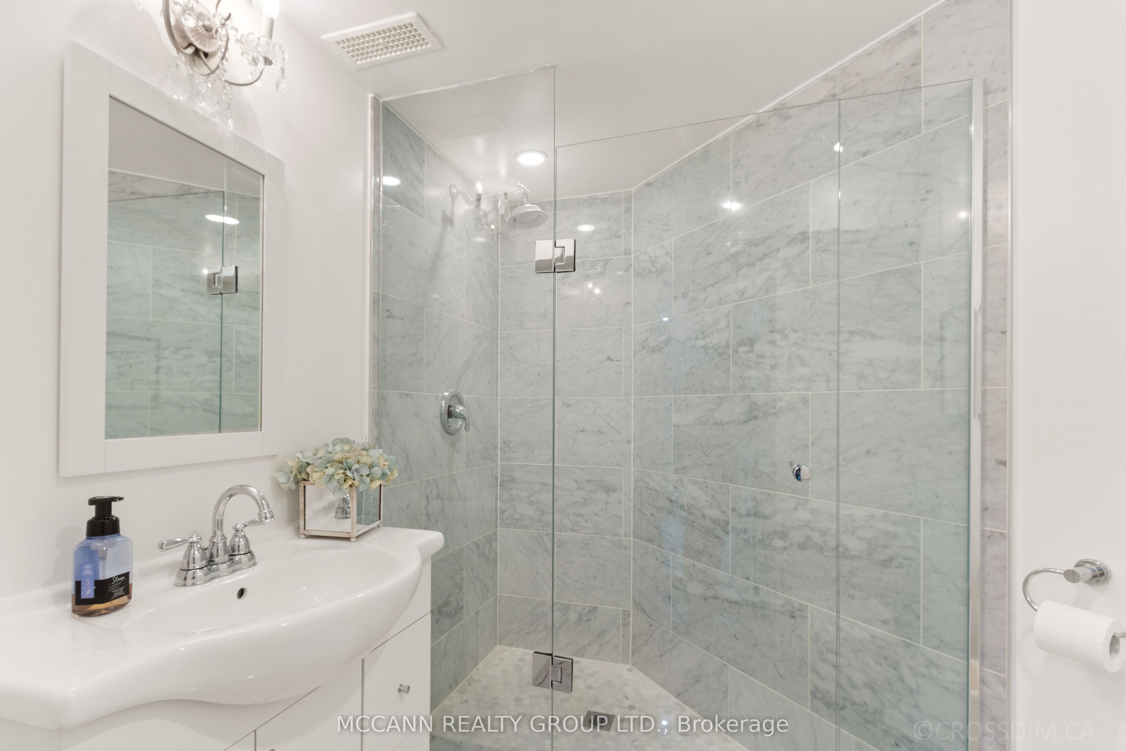 27 Strathgowan Crescent Property Photo 40