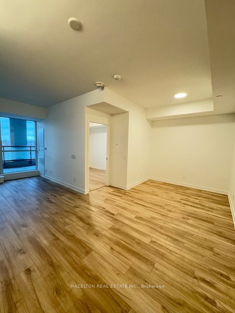 181 Sheppard Avenue E 619 Property Photo 7