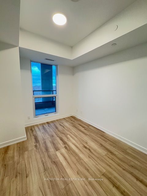 181 Sheppard Avenue E 619 Property Photo 11