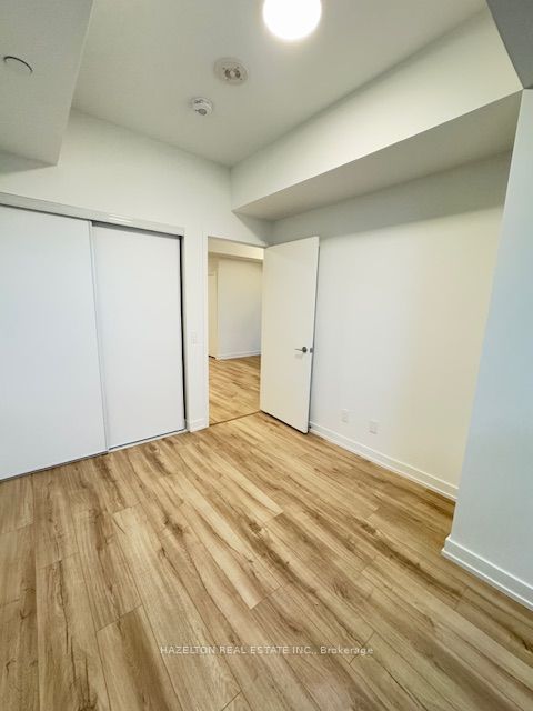 181 Sheppard Avenue E 619 Property Photo 12