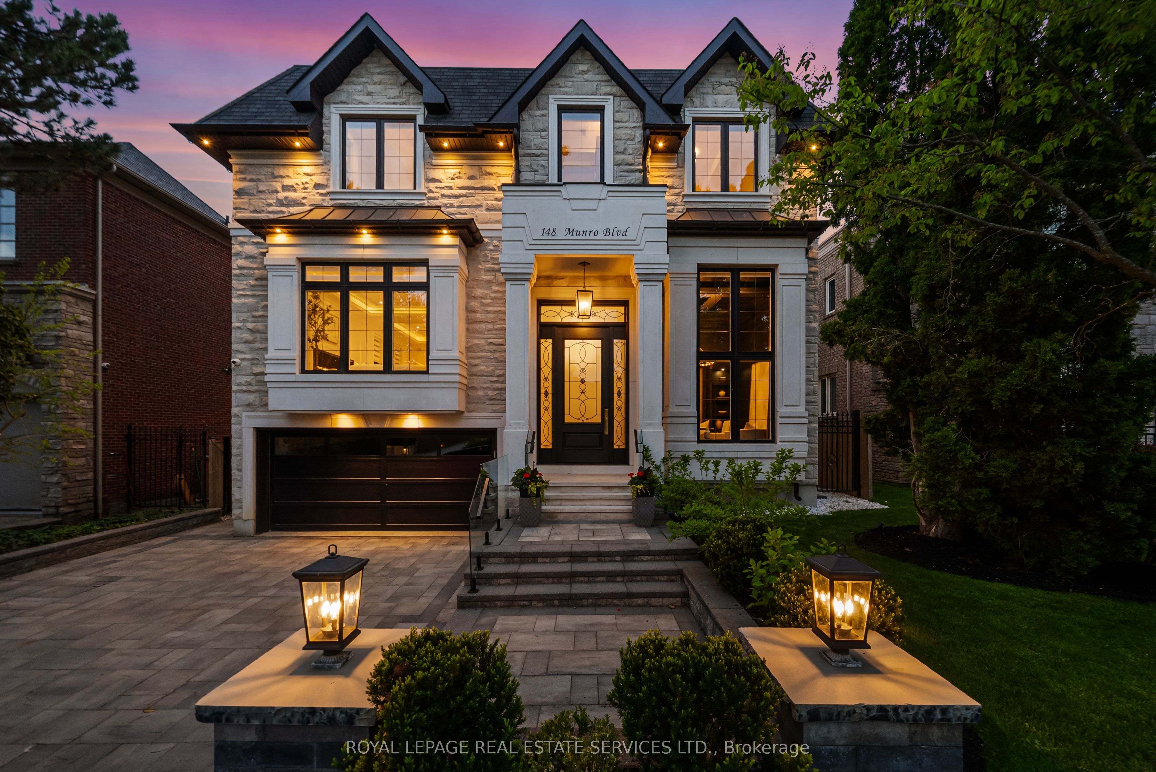 148 Munro Boulevard Property Photo 1
