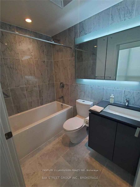 115 Mcmahon Drive 910 Property Photo 10