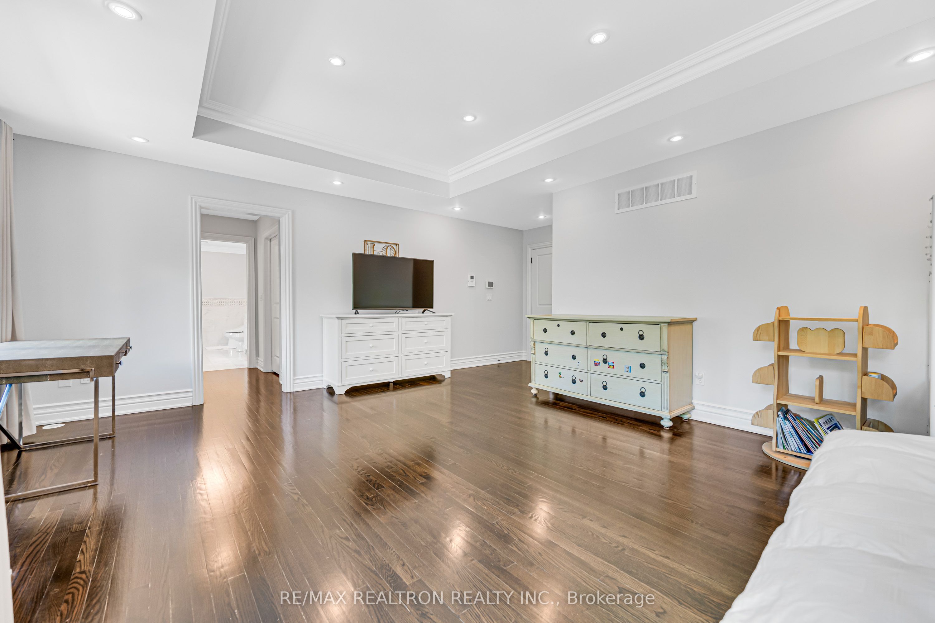 37 Stuart Crescent Property Photo 48