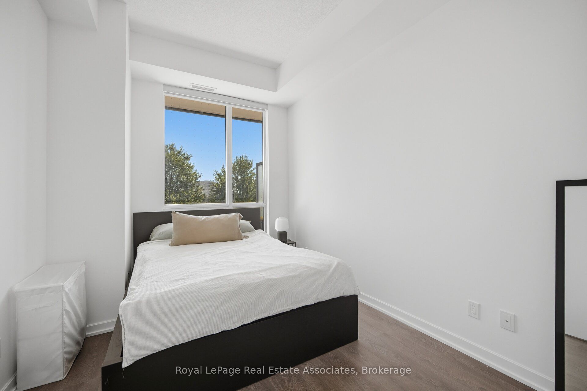 32 Forest Manor Road 207 Property Photo 16
