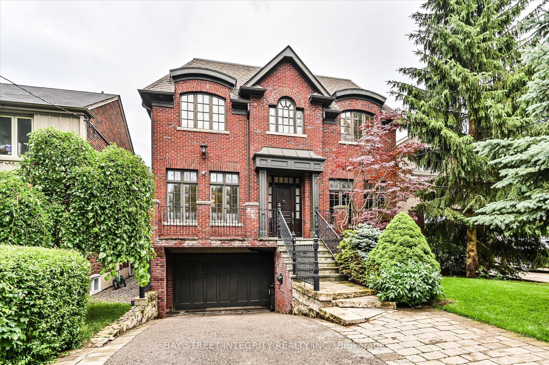5 Westgrove Crescent Property Photo 2