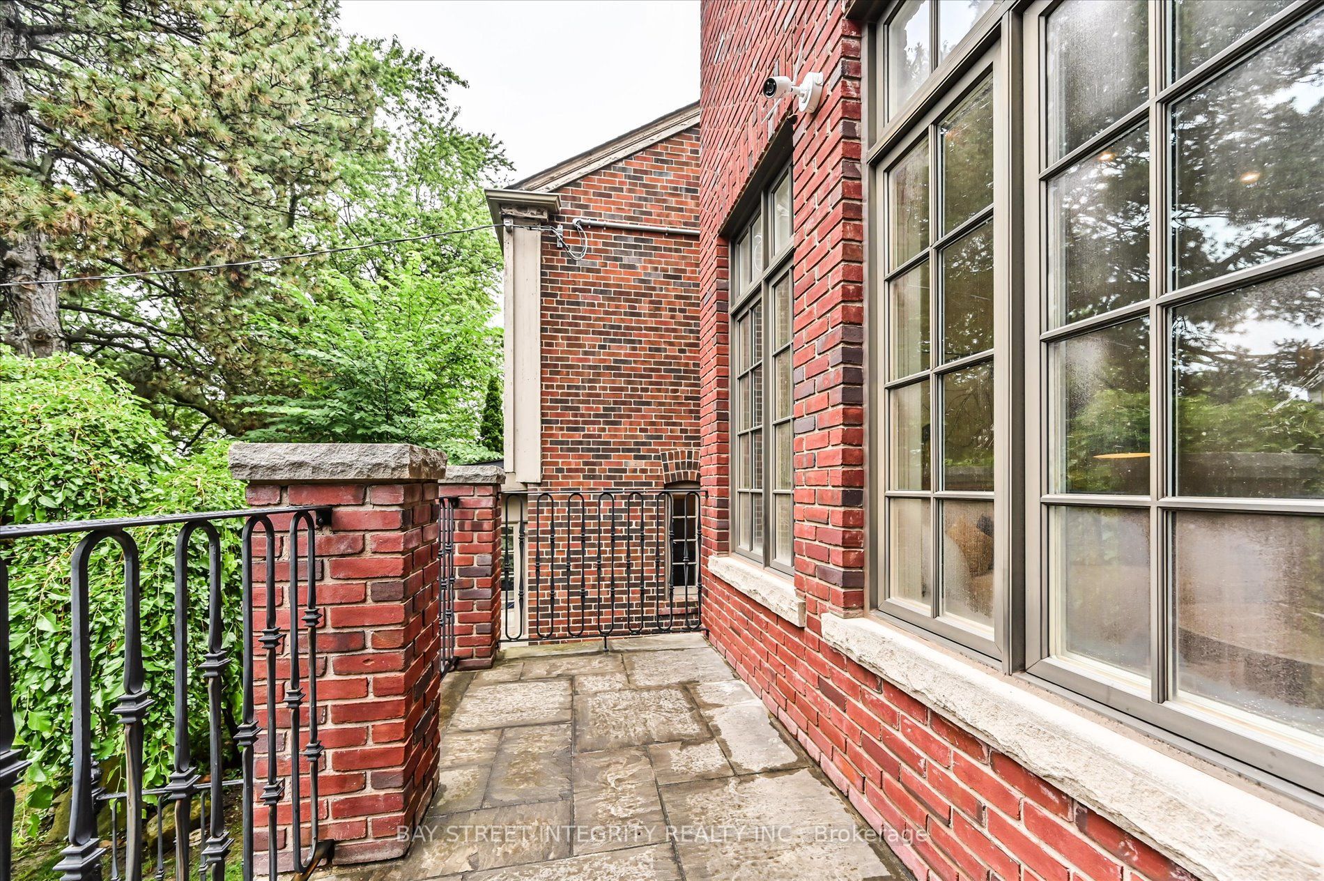 5 Westgrove Crescent Property Photo 3