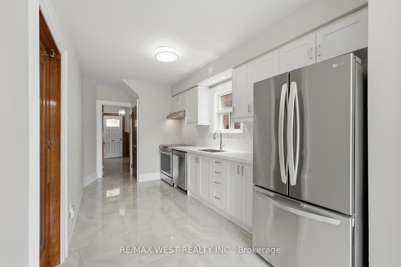 280 Westmount Avenue Property Photo 13