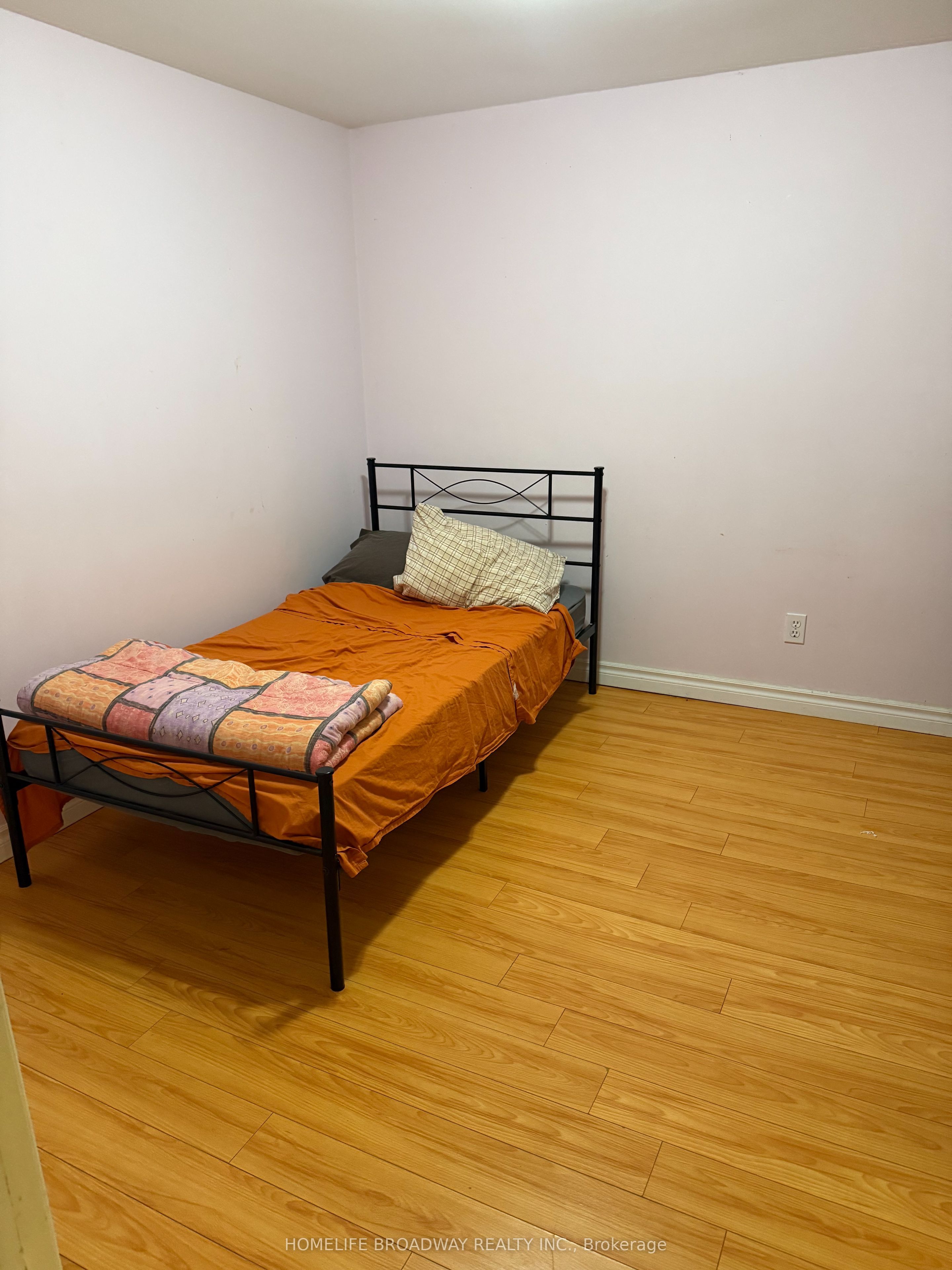 140 Sexton Crescent Bsmt Bdrm 3 Property Photo 4