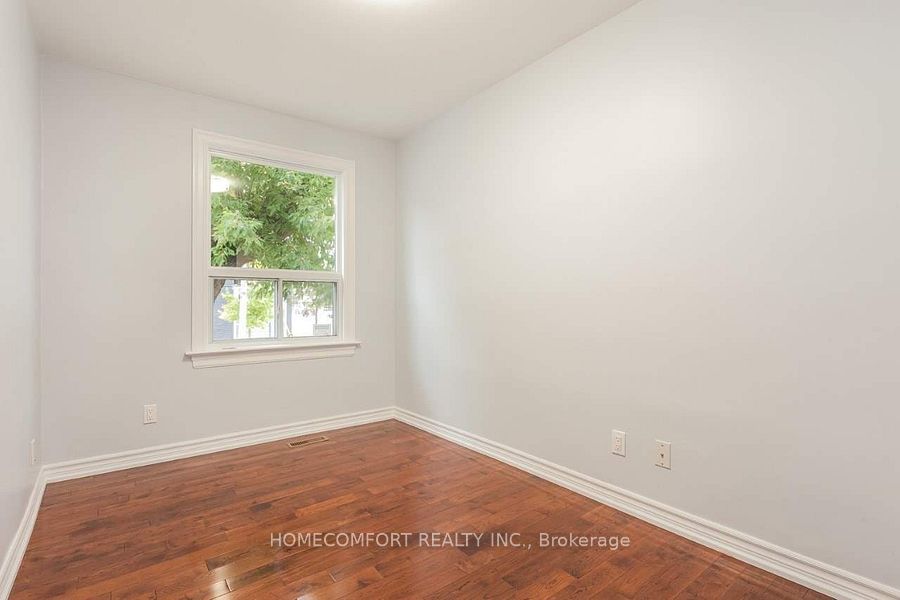 208 Manning Avenue Property Photo 7