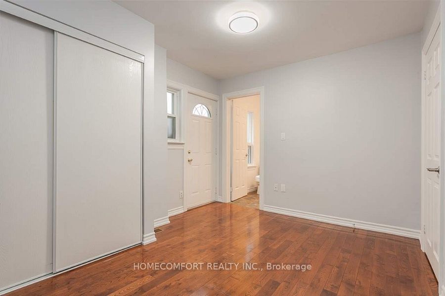 208 Manning Avenue Property Photo 10
