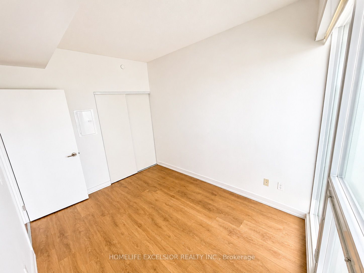 115 Mcmahon Drive 712 Property Photo 6