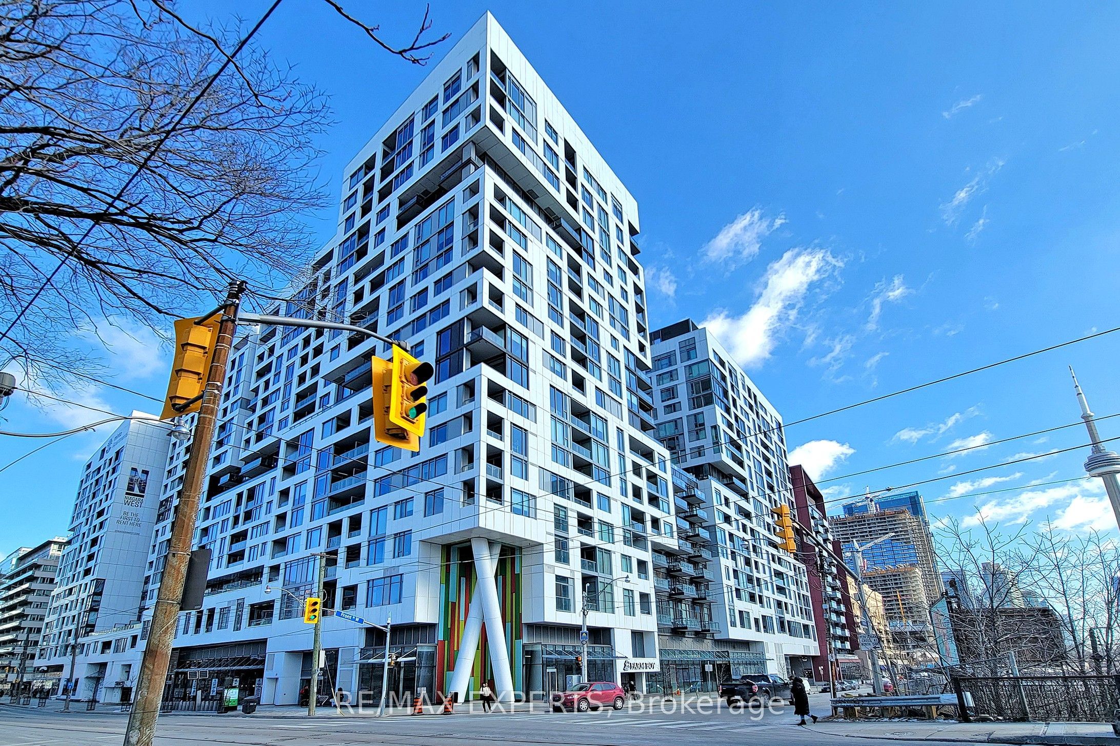 27 Bathurst Street 1114 Property Photo 1