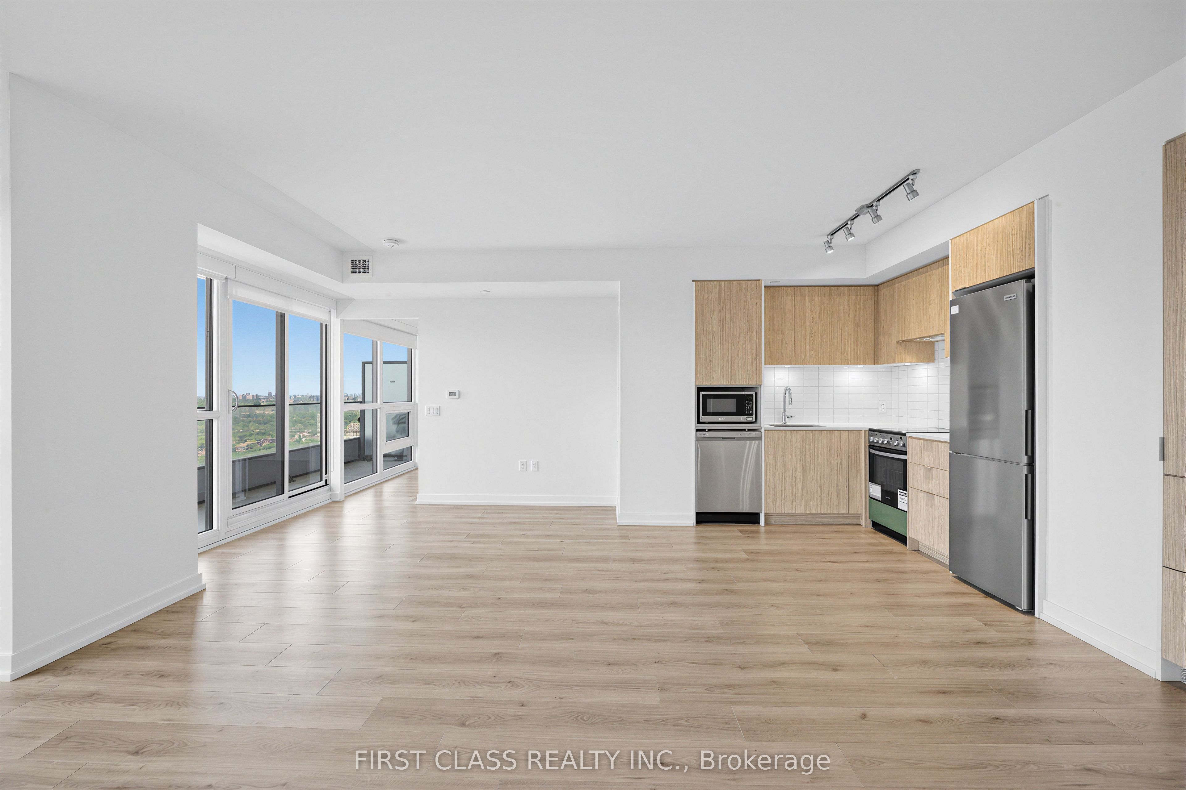 395 Bloor Street E 4203 Property Photo 6