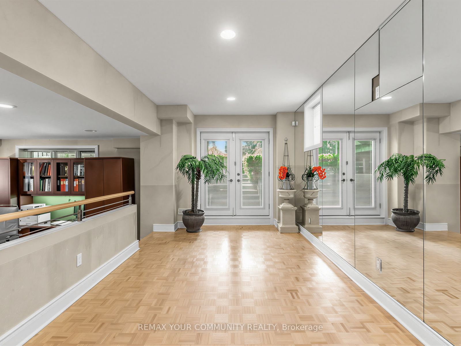 477 Old Orchard Grove Property Photo 40