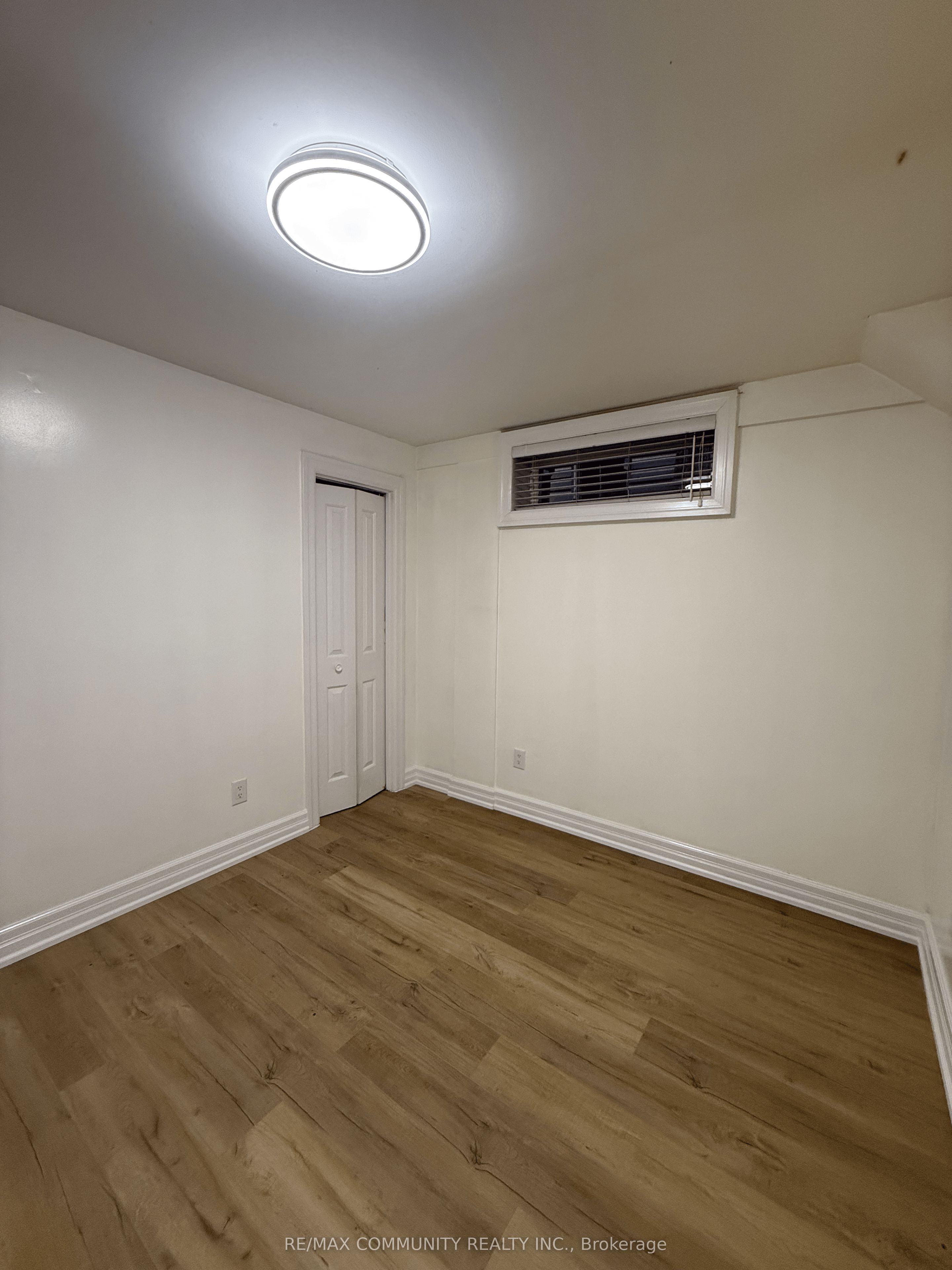 4 Lakeview Avenue Lower Property Photo 9