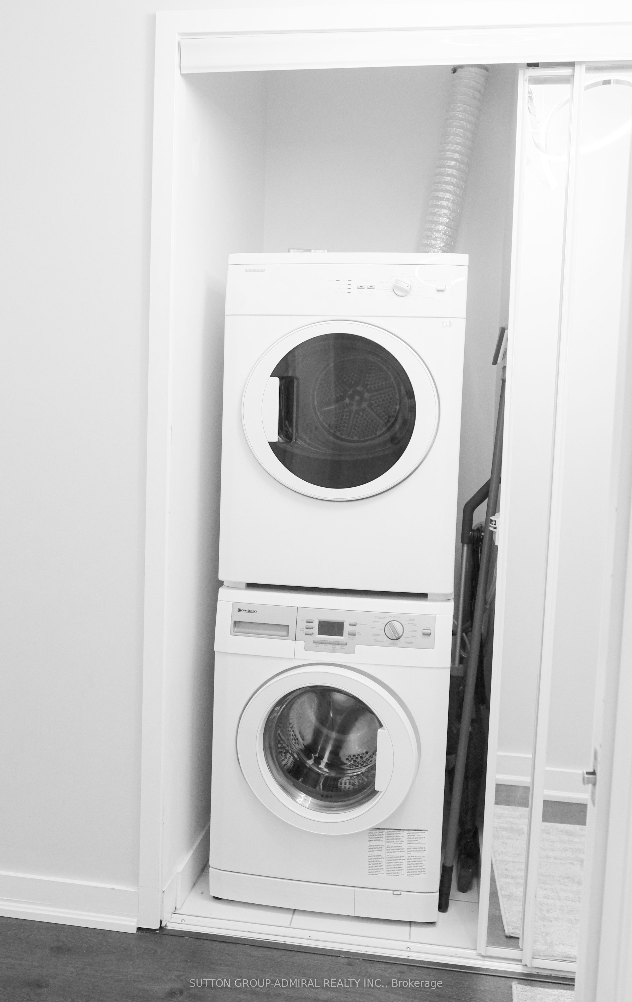 12 York Street 4908 Property Photo 11