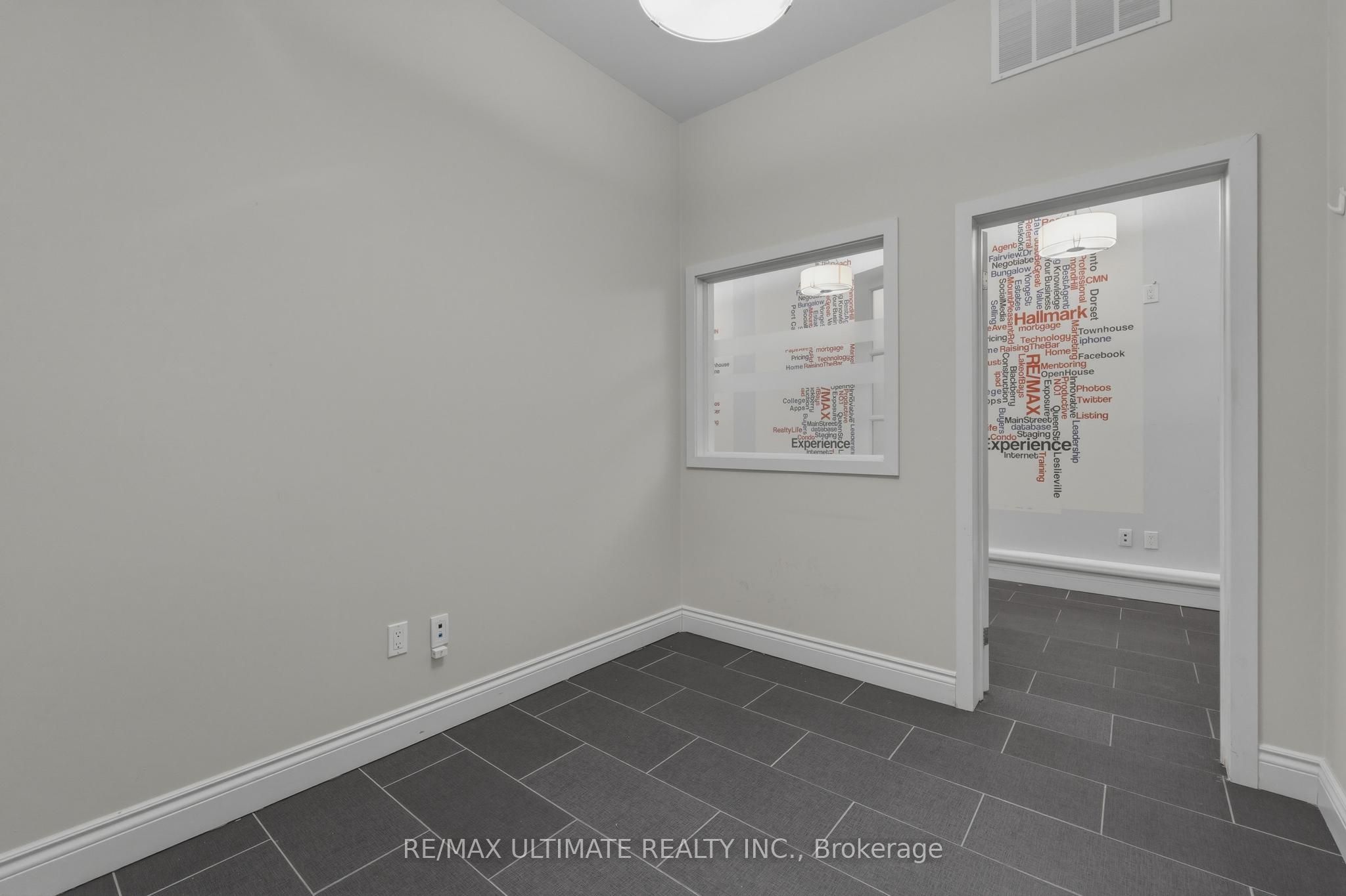 968 College Street Property Photo 15
