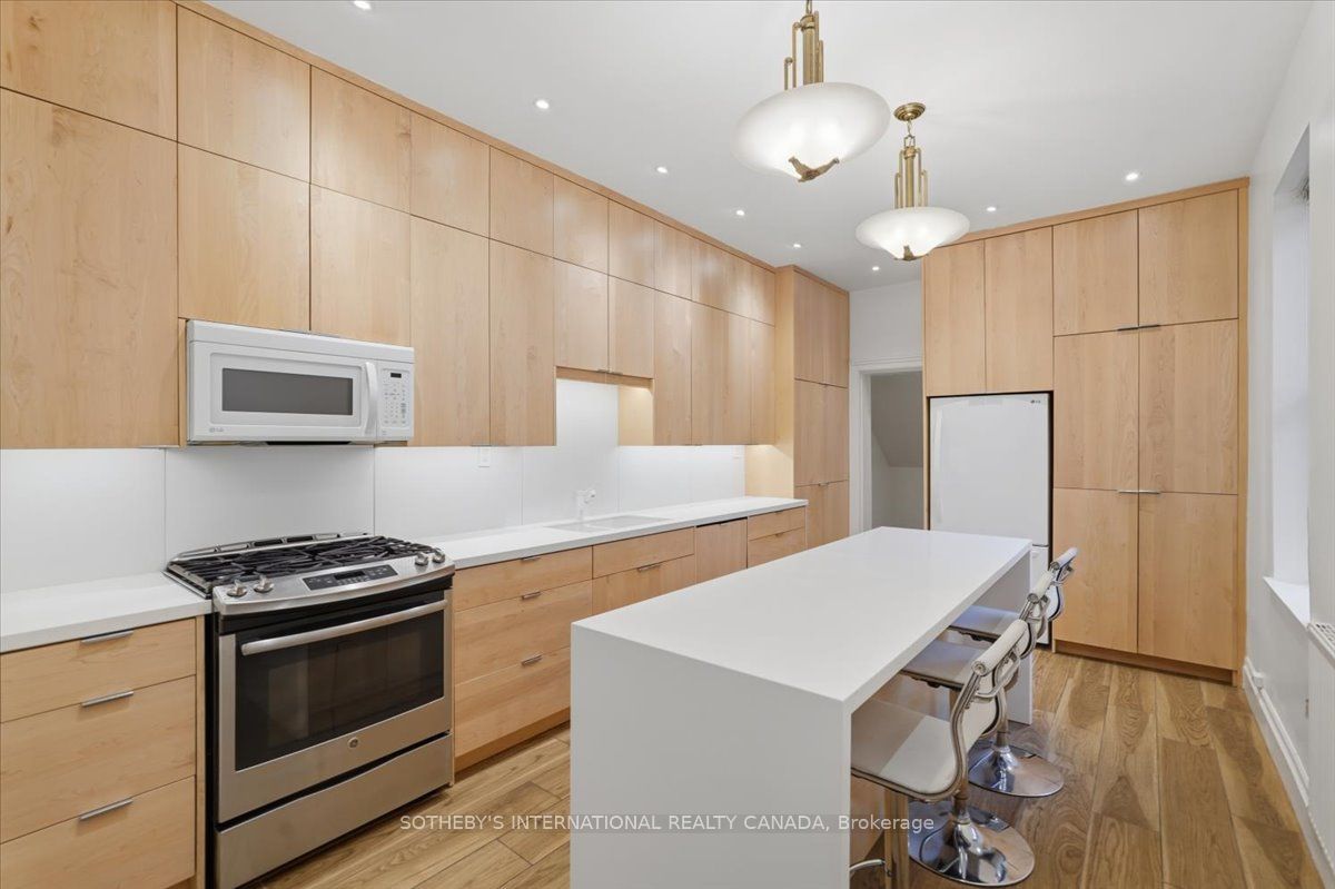 33 Rose Avenue Property Photo 8
