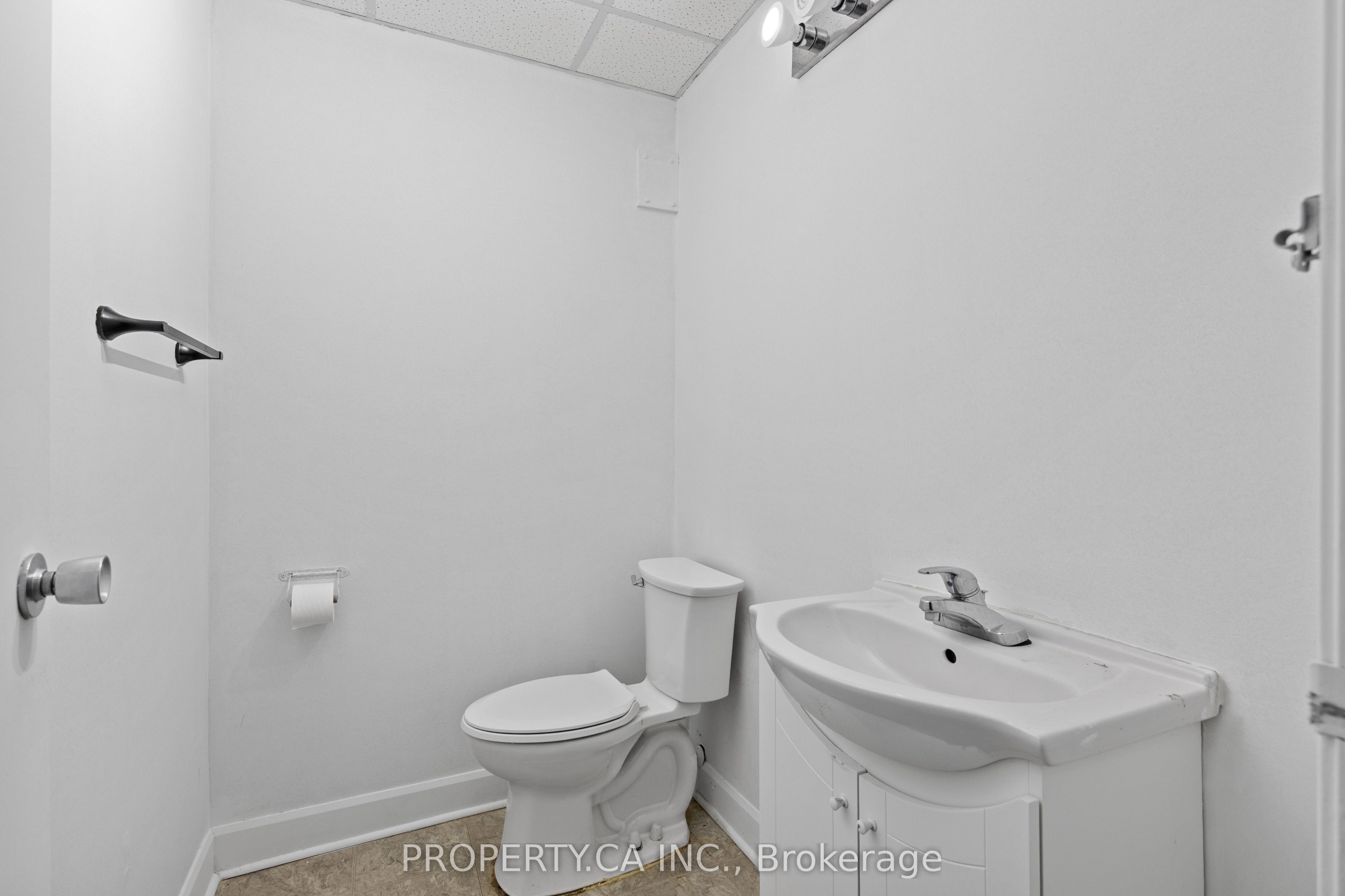 320-26 Davenport Road Floor 1 Property Photo 24