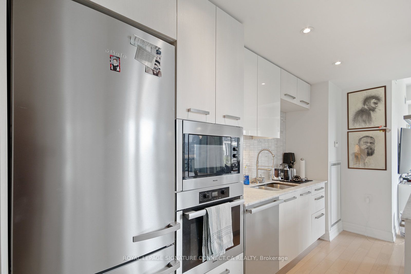 8 The Esplanade 808 Property Photo 7