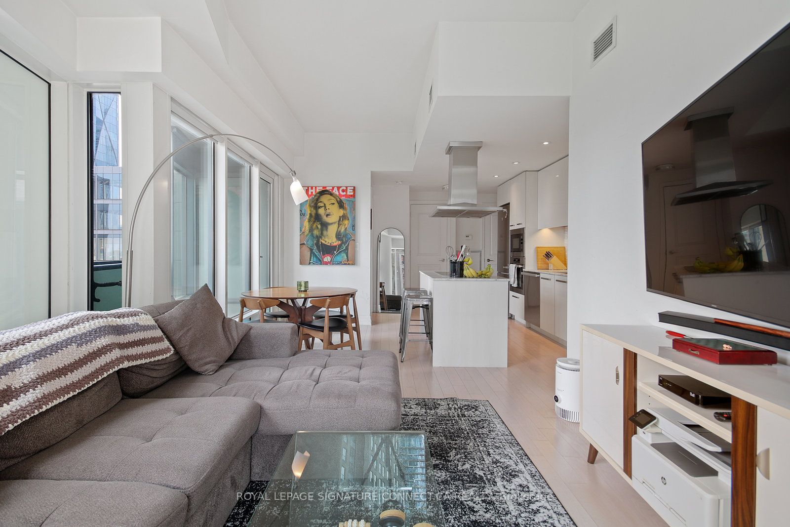 8 The Esplanade 808 Property Photo 17
