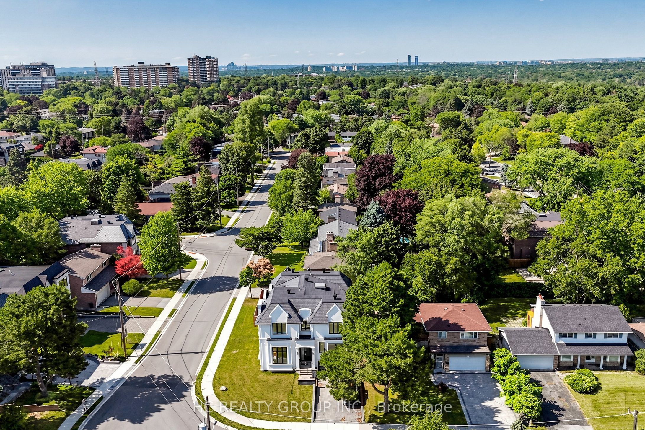7 Knollview Crescent Property Photo 1