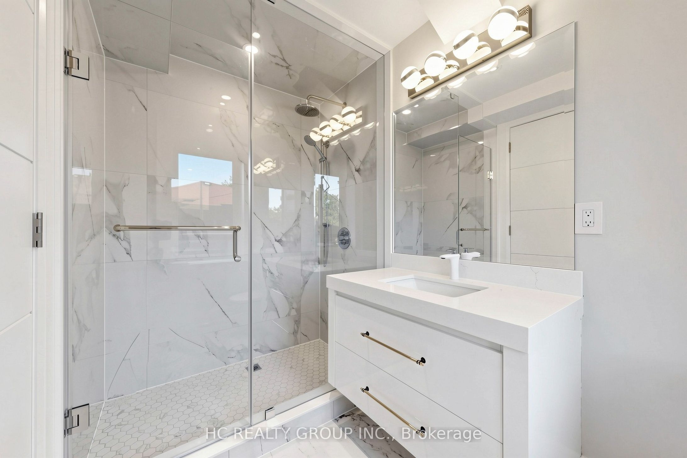 7 Knollview Crescent Property Photo 23