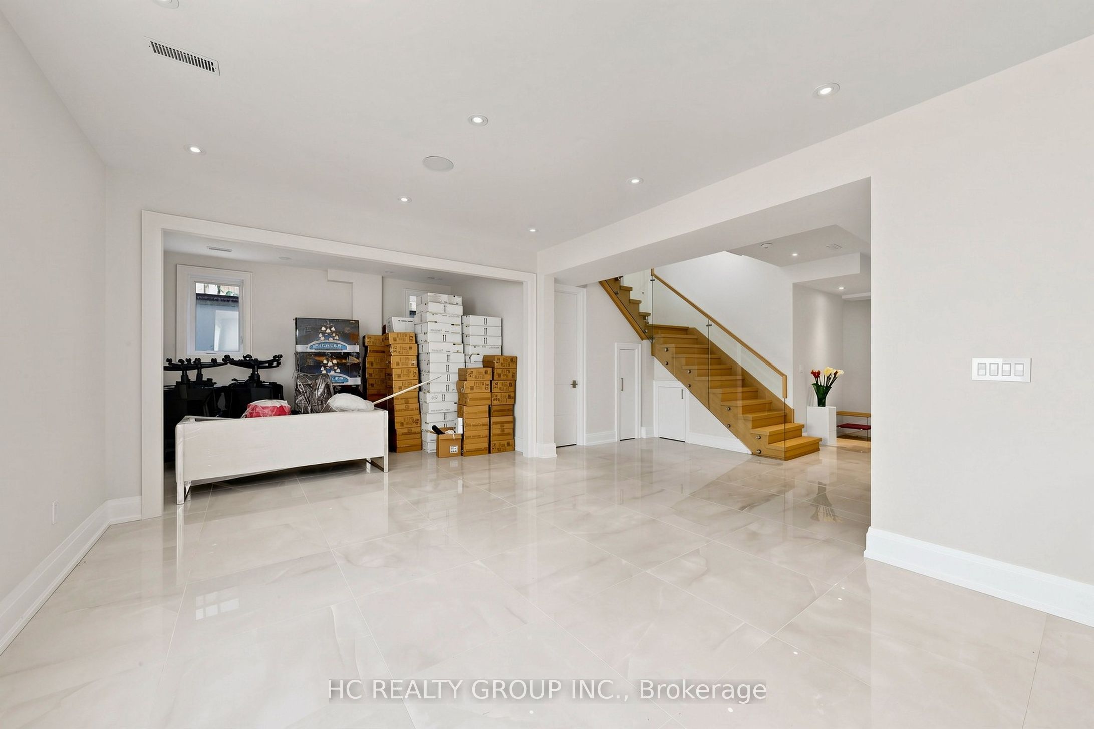 7 Knollview Crescent Property Photo 41
