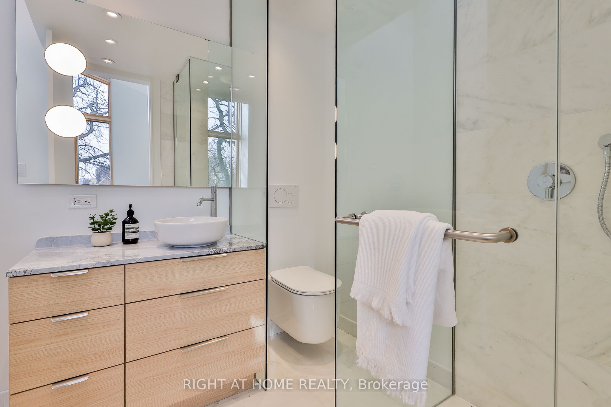 225 Brunswick Avenue Ph 2 Property Photo 19