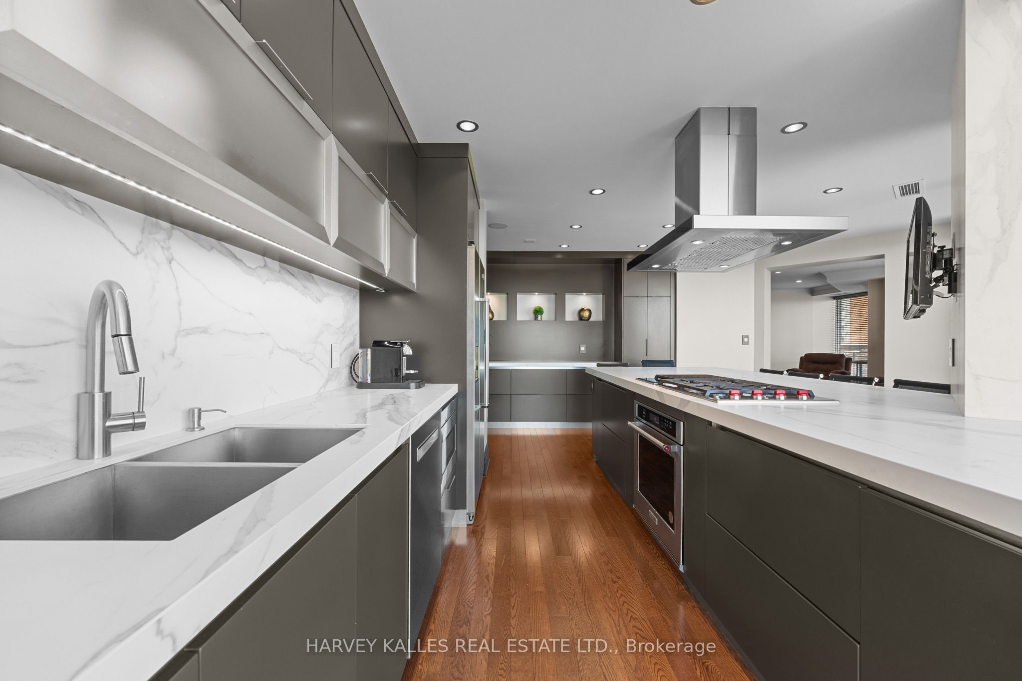 300 Bloor Street E 2701 Property Photo 19